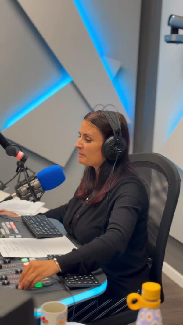 Ospite di Radio Lady lđ đđšđđđšđ«đđŹđŹđ đđ§đđ«đđ đđđ«đąđ§đą responsabile del reparto di odontoiatria e ilâŠ